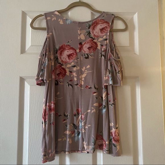 Pink Lily Cold Shoulder Floral Top - Picture 5 of 8